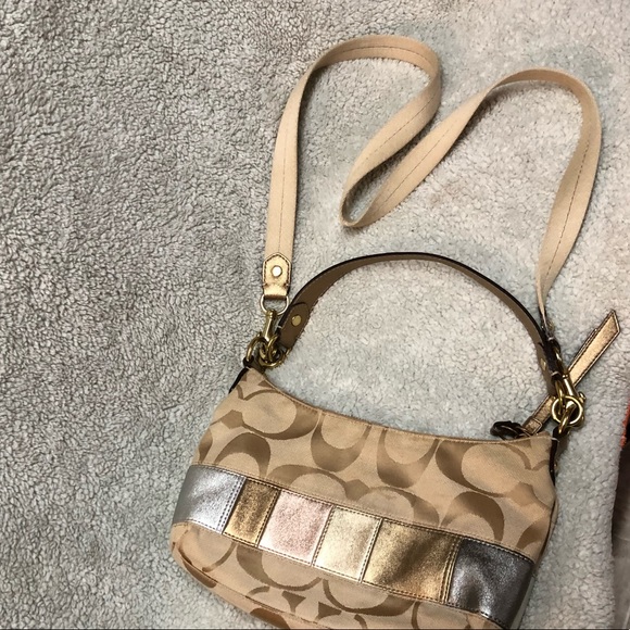 ✨Crossbody Coach Bag✨ - Picture 2 of 3